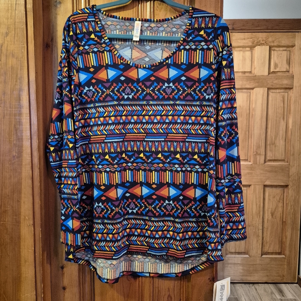 ❤️‍🔥 New Lularoe Large Long Sleeve Shirt NWT